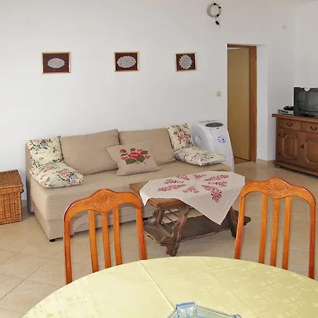 Apartment Haus Ana Lucija 505s Marčana
